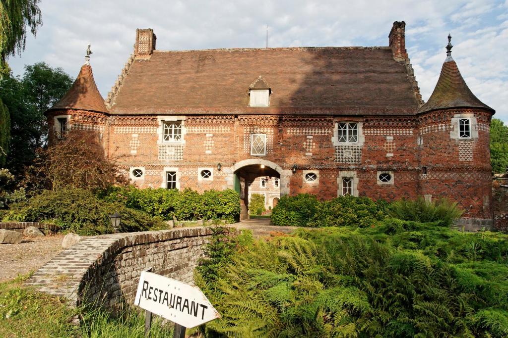 Auberge Du Manoir D'Archelles Arques-la-Bataille Exterior photo